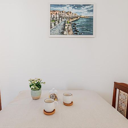 Green Leaves Apartment سيراكوزا المظهر الخارجي الصورة